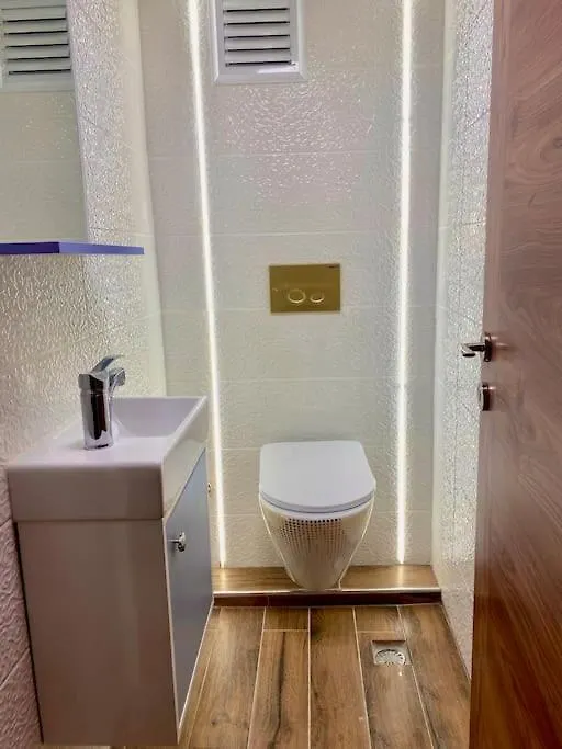 אנטליה Old Town Top Class -3 Bedrooms-165 M2 -100 Mbps Internet טורקיה